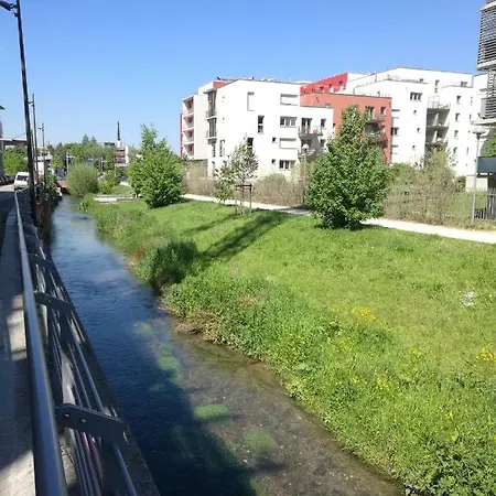 Апартаменты Grand Proche Chu Руан