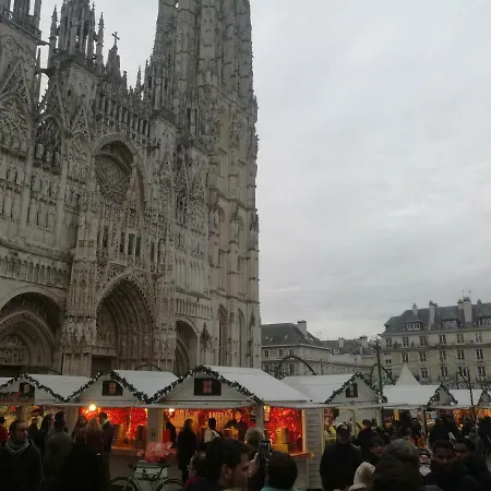 Grand Proche Chu Appartement *